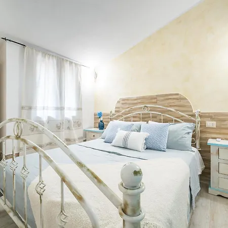 Sardegna Host Rei Vista Mare Villa *